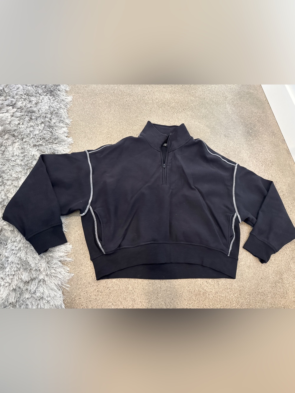 Athleta Contrast Stitch Crop Sweatshirt